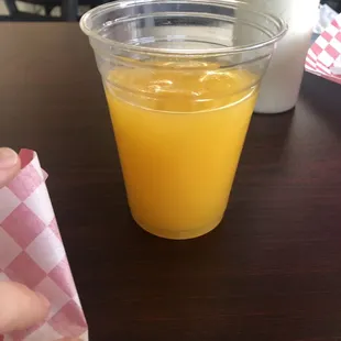 Jugo de mango. Mango juice on ice, there's nothing more refreshing.