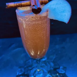 Apple cider mimosa
