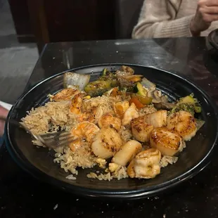 Shrimp and scallops