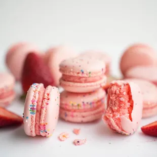 Introducing Strawberry French Macarons! 
Natalie's Bakery is excited to bring you a taste of summer with our Strawberry French Macarons