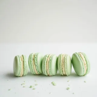 Pistachio French Macaron