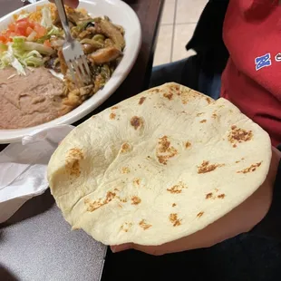 Hot and fresh tortillas for the fajita