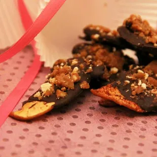 Chocolate Dipped Apple Chips