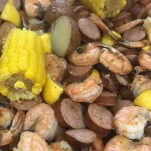 shrimp, corn, and sausage