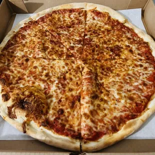 Large (16") cheese pizza