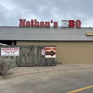 the entrance to nathan&apos;s bbq