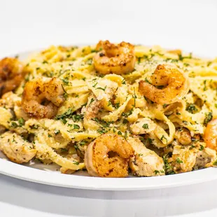 Nathan&apos;s Fettuccine Alfredo with Grilled Shrimp