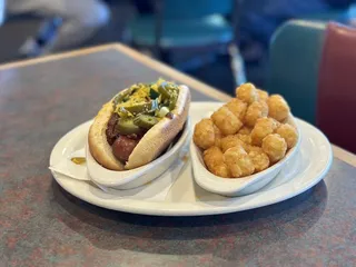 Tom's Burgers & Grill