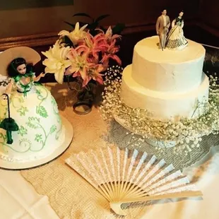 Gone With the Wind Wedding Cake and Scarlett O&apos;Hara &apos;Barbie&apos; Cake from July 2015