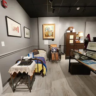 Patient&apos;s Room exhibit