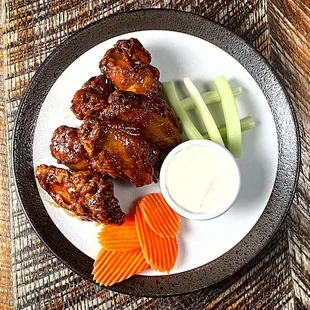 Stingin' Honey Garlic Wings