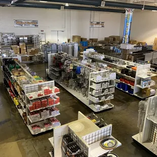 Baskets in various colors
Serving Trays and supplies