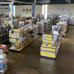 Stock Pots 

Hamilton Beach 
*Immersion Blenders
*Mixers
*Blenders