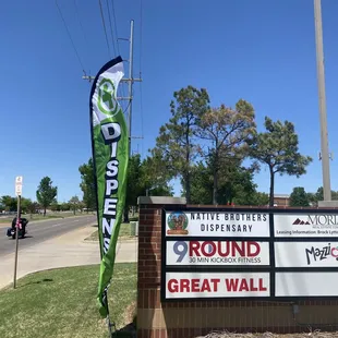 We are located in this strip mall.