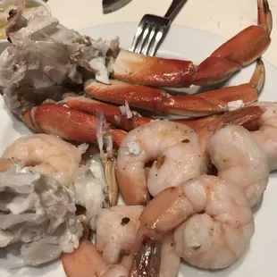 Crab and shrimp