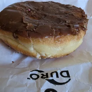 It&apos;s supposed to be a Boston Creme, but not worthy of the name.