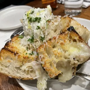 Truffle garlic bread with fresh burrata