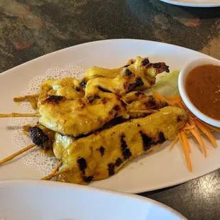 grilled chicken skewers with dipping sauce