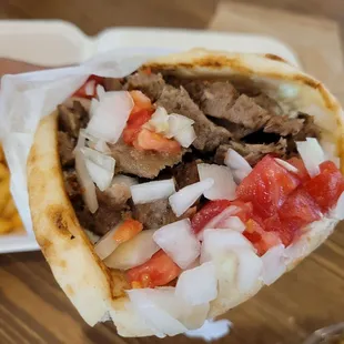 Gyro up close * yummmmm *