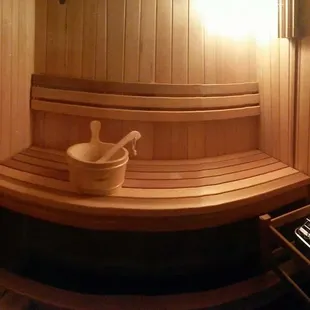 The inside of the sauna ! It was so relaxing and private. The light softly changed colors and i enjoyed the spa music.