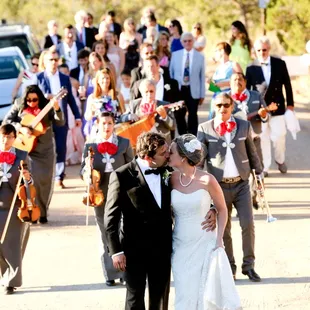 White people love mexican style weddings - Tesuque NM