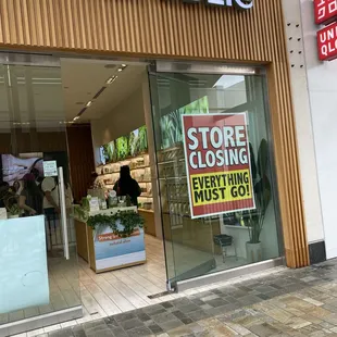 Store is Closing...