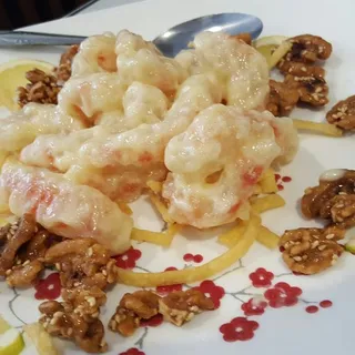 Veggie Prawn with Honey Walnut /
