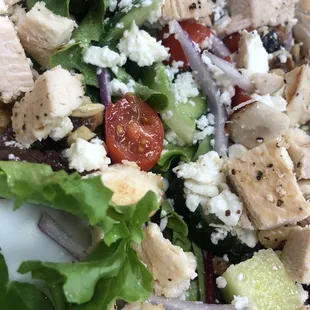 Greek Salad with Grilled Chicken