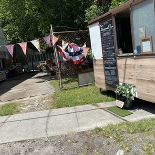 Nature's drip Food truck