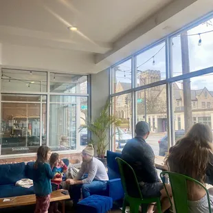 Sunday, 3 December 2023 -- inside Nature&apos;s Oasis cafe in Lakewood