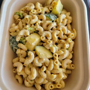 a bowl of macaroni and cheese