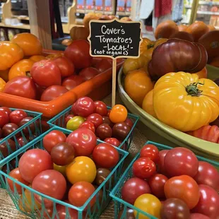 Locally grown Cover's Fresh tomatoes!