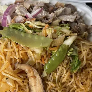 Pansit was Ono and so was the dinakdakan!