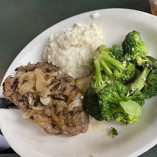 Smothered 12oz sirloin