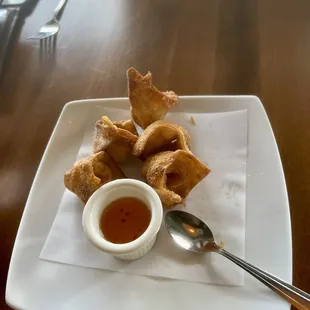 Crab and cream cheese stuffed wontons