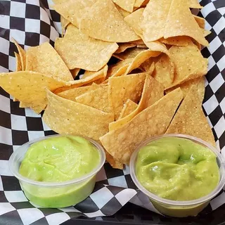 Side of Chips & Salsa