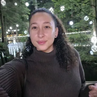 Julia N.