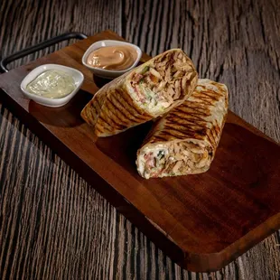 NAVAT CHICKEN WRAP-Chicken, tomato, cabbage, cucumber, Navat red sauce, Navat white sauce