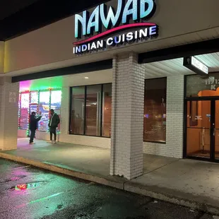 the entrance to the restaurant