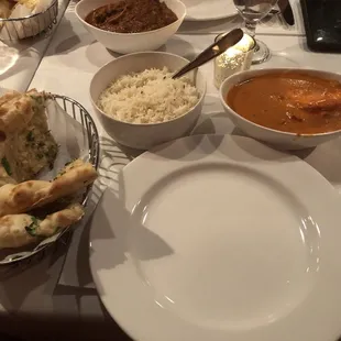 Butter Chicken, Rice and Garlic Naan