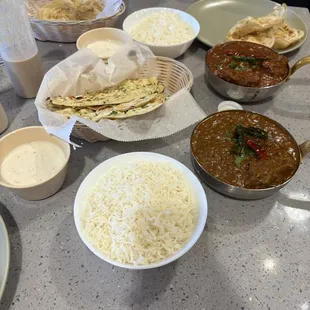 Andhra Curry, Karaikudi Curry, Parotta, Garlic Naan
