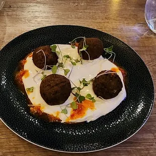 Green chickpea falafel