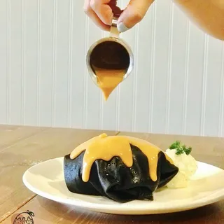 The Black Thai Tea Crepe