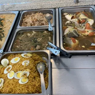 Ginataang kalabasa, monggo, pinangat ng Pampano, Pancit Malabon.
