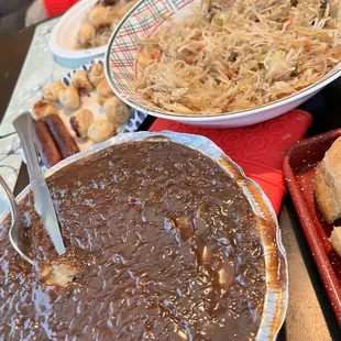 Desserts were okey &amp; edible but Pansit not enough veggies nor meat.