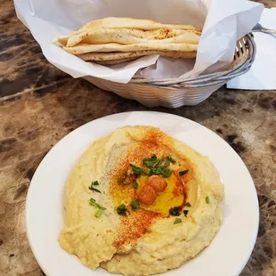 Hummus and pita