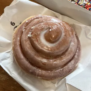 Cinnamon roll