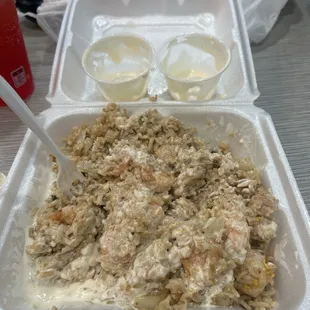 I always love to get the combo chicken and shrimp  It&apos;s really good with a few white sauces added