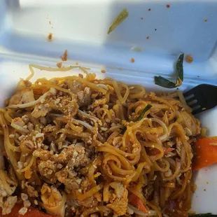 Pad thai noodles