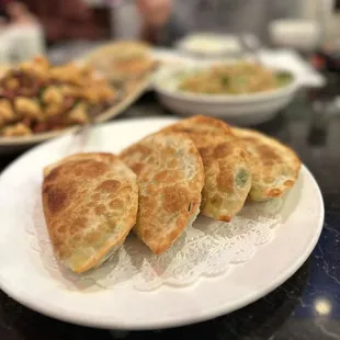 G34 Shrimp, Egg &amp; Leek Dumpling